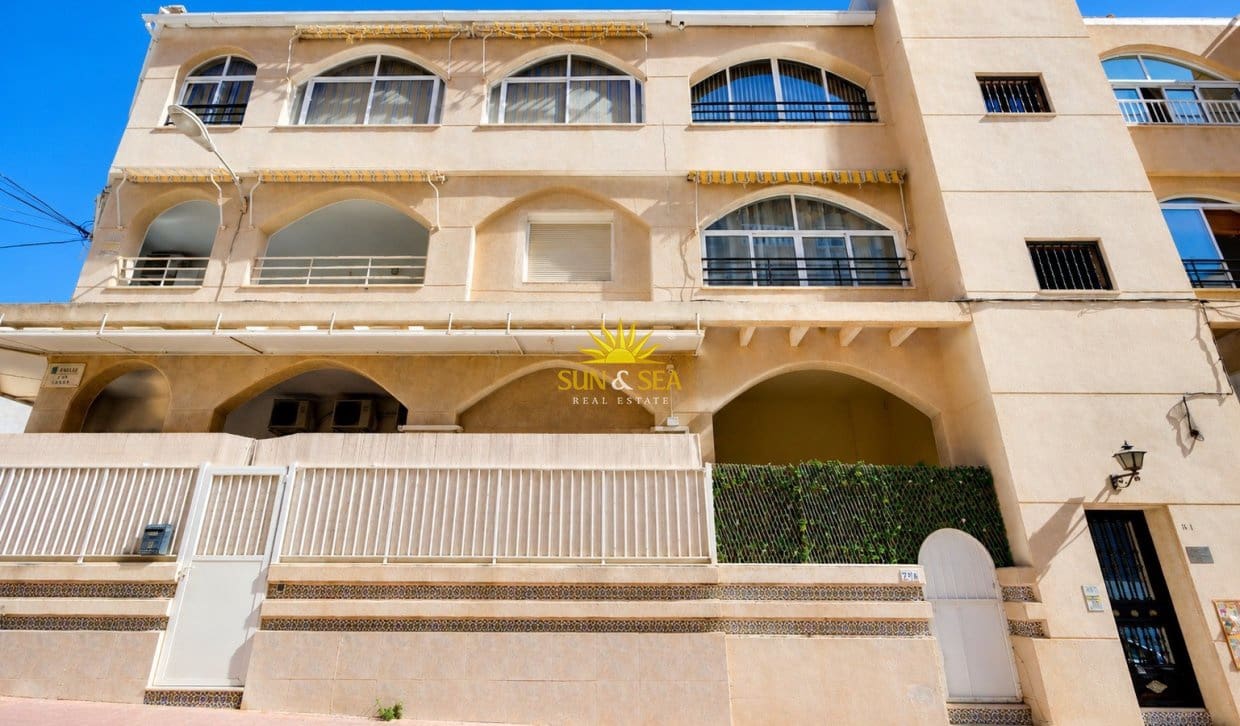 2 chambre Appartement à vendre à Torrevieja - 138 900 € (Ref: 9906629)