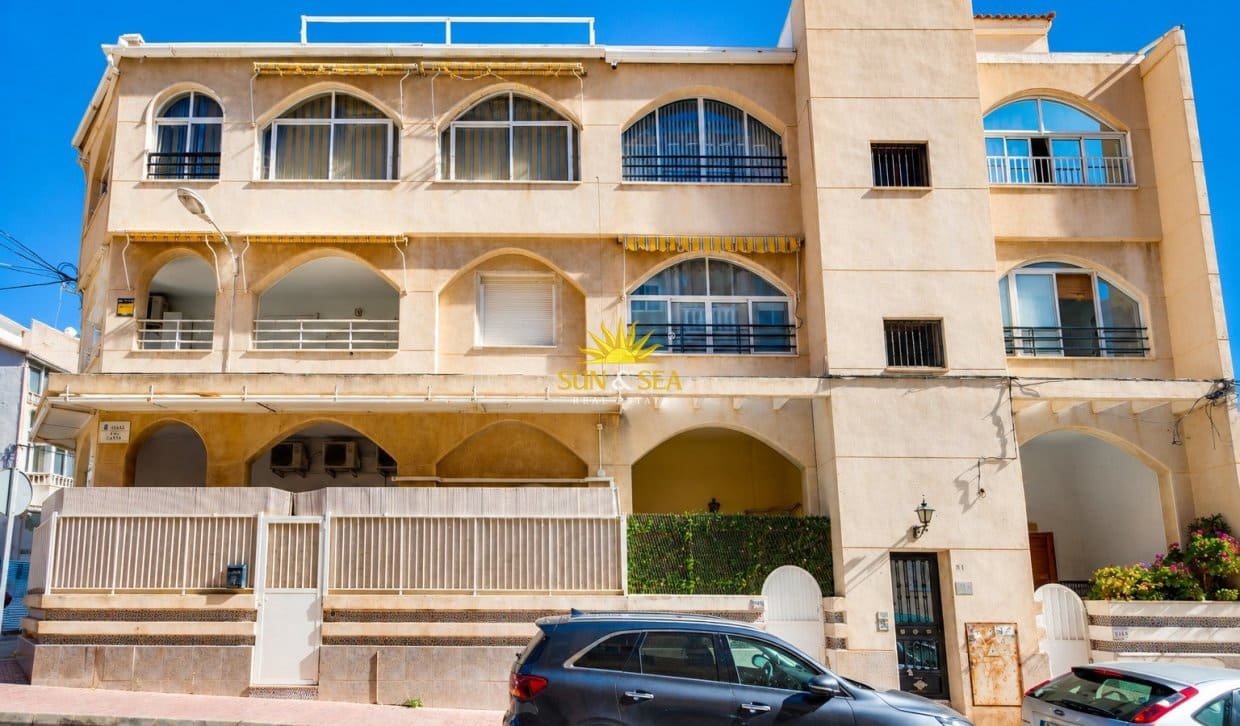 2 chambre Appartement à vendre à Torrevieja - 138 900 € (Ref: 9906629)