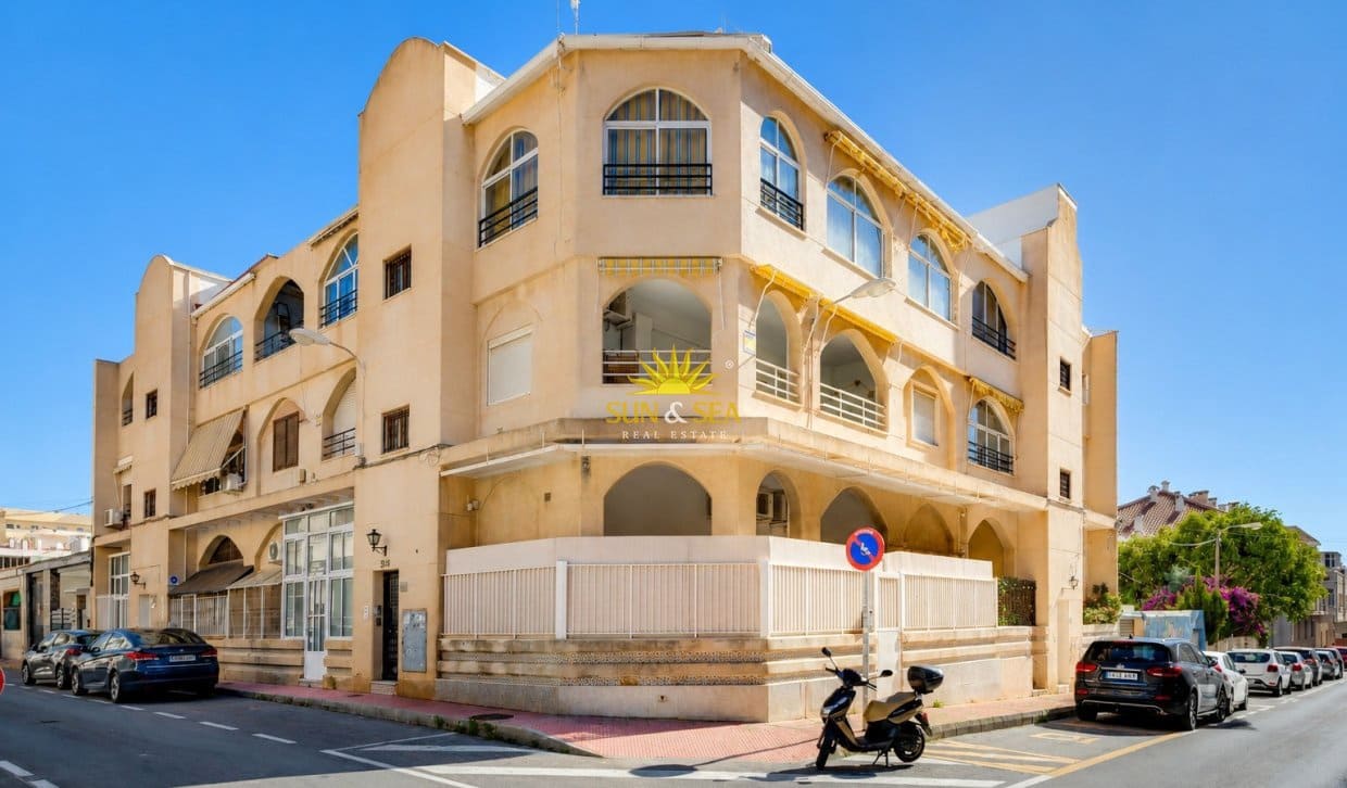 2 chambre Appartement à vendre à Torrevieja - 138 900 € (Ref: 9906629)