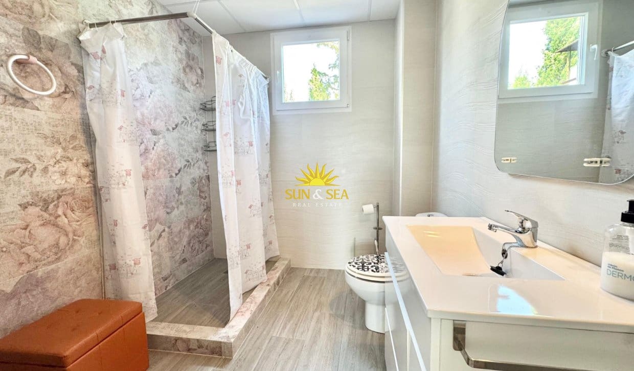 2 bedroom Townhouse for rent in Caravaca de la Cruz - € 600 (Ref: 9908956)