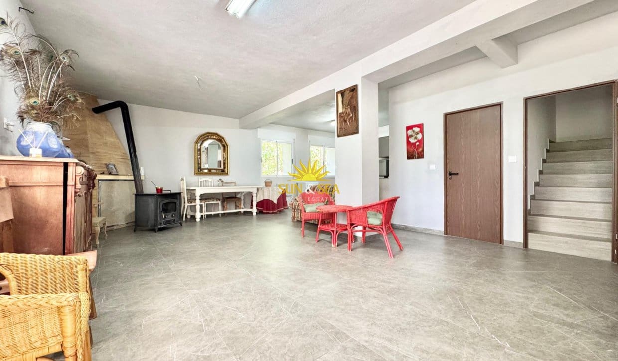 2 bedroom Townhouse for rent in Caravaca de la Cruz - € 600 (Ref: 9908956)