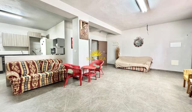 2 bedroom Townhouse for rent in Caravaca de la Cruz - € 600 (Ref: 9908956)
