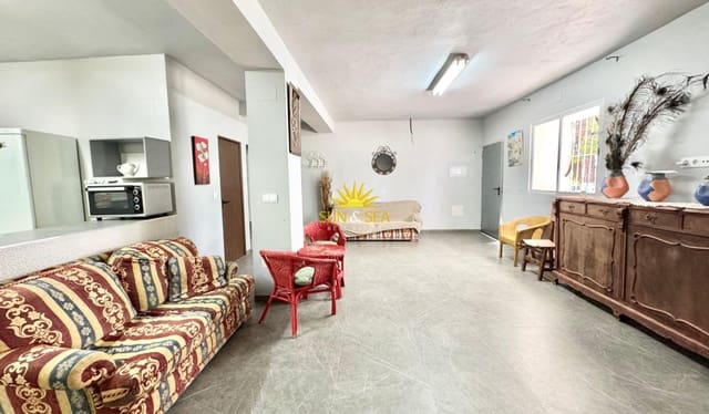 2 bedroom Townhouse for rent in Caravaca de la Cruz - € 600 (Ref: 9908956)