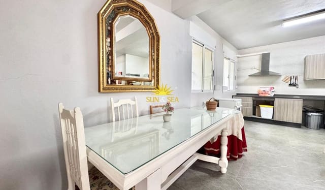 2 bedroom Townhouse for rent in Caravaca de la Cruz - € 600 (Ref: 9908956)