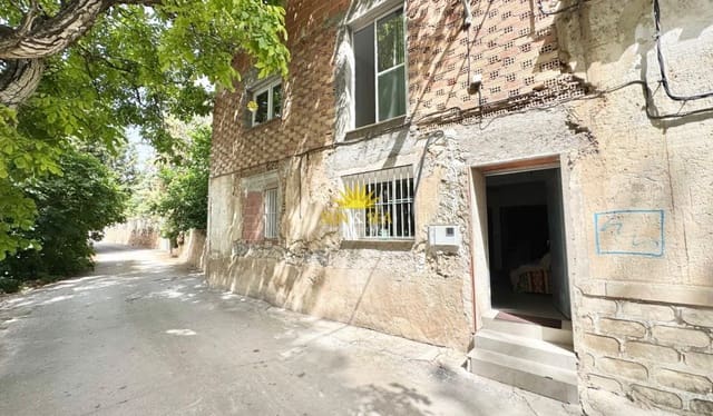 2 bedroom Townhouse for rent in Caravaca de la Cruz - € 600 (Ref: 9908956)