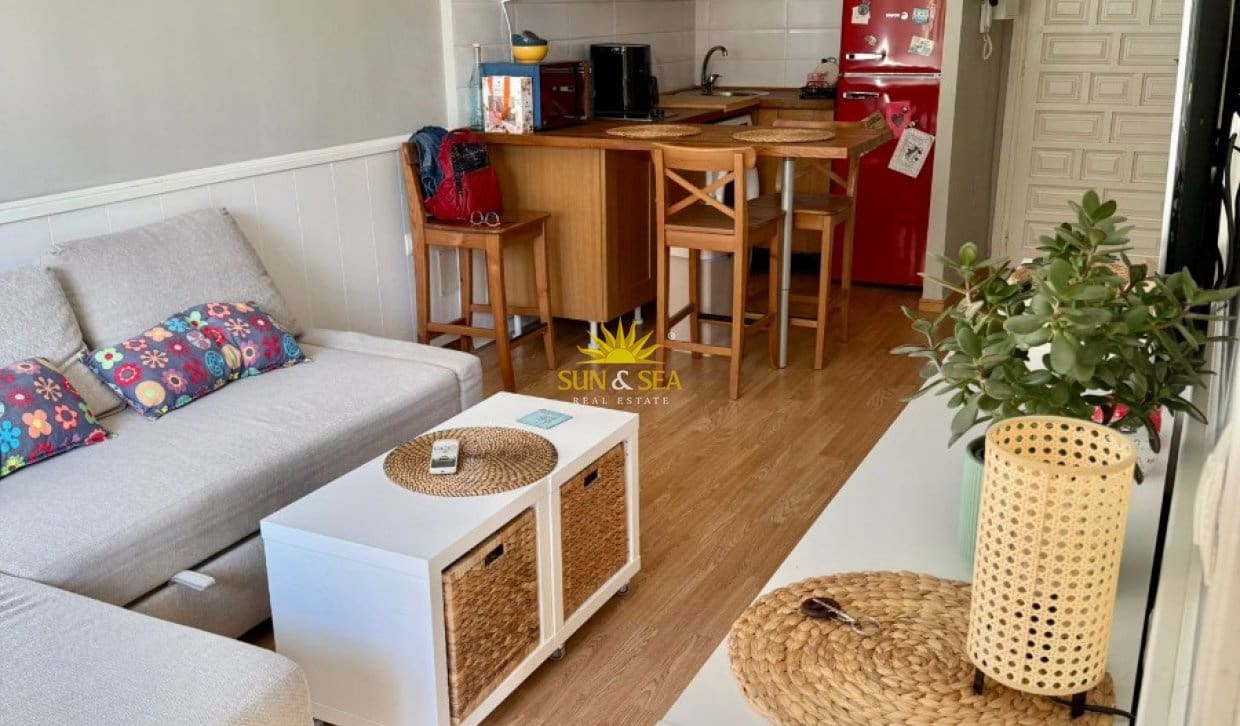1 soverom Leilighet til leie i Santiago de la Ribera - € 650 (Ref: 9909067)