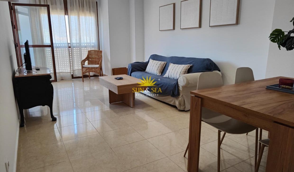 2 bedroom Apartment for rent in Los Cuarteros with pool garage - € 850 (Ref: 9909759)