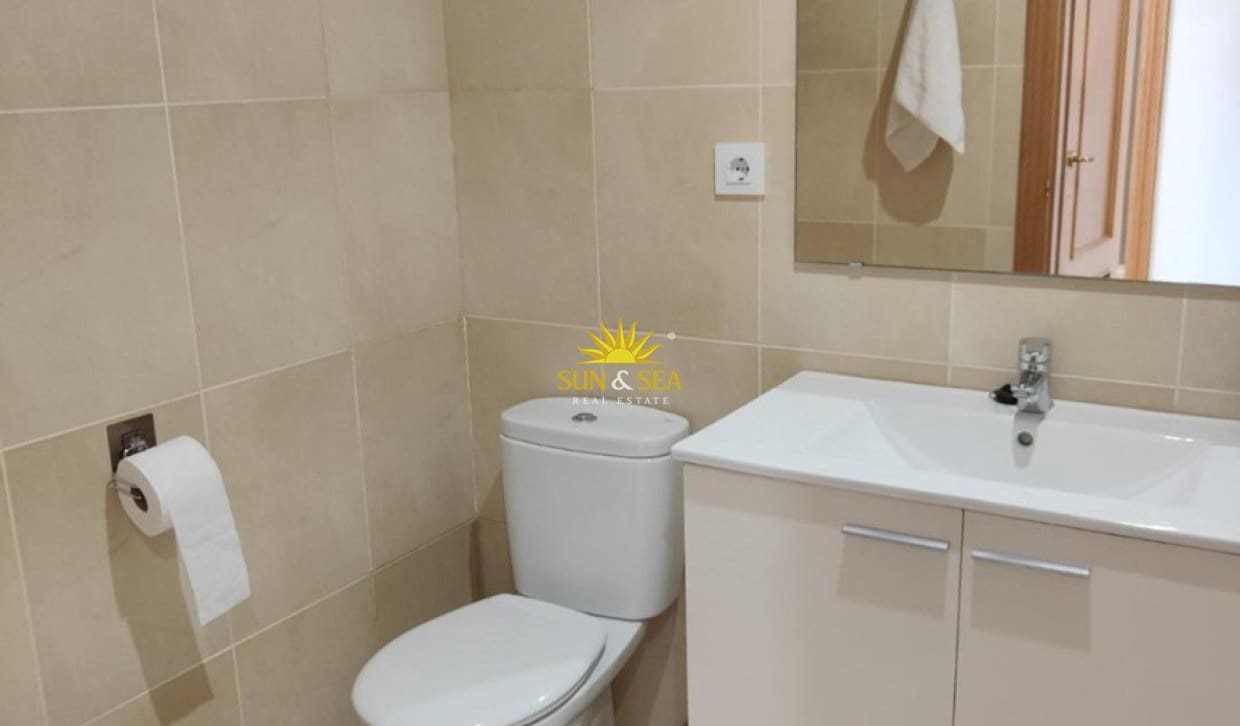 2 bedroom Apartment for rent in Los Cuarteros with pool garage - € 850 (Ref: 9909759)