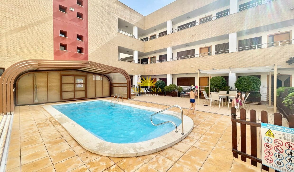 2 bedroom Apartment for rent in Los Cuarteros with pool garage - € 850 (Ref: 9909759)