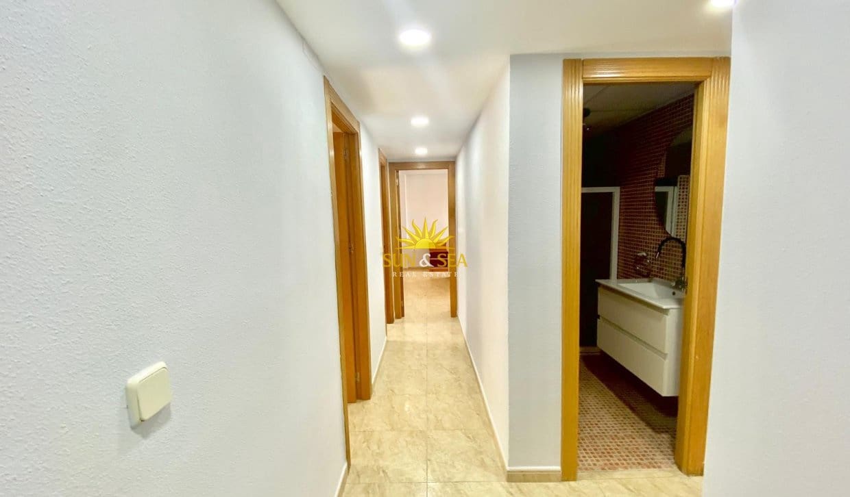 3 bedroom Apartment for sale in Torre de la Horadada - € 235,000 (Ref: 9909824)