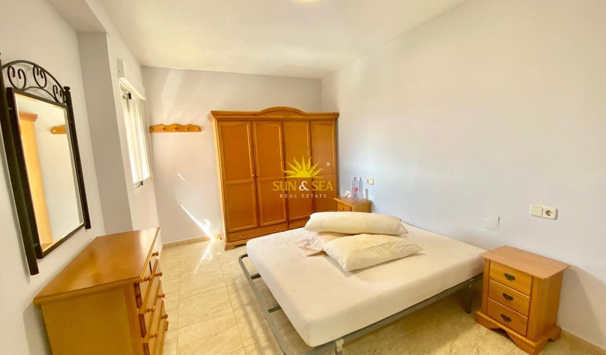 3 bedroom Apartment for sale in Torre de la Horadada - € 235,000 (Ref: 9909824)