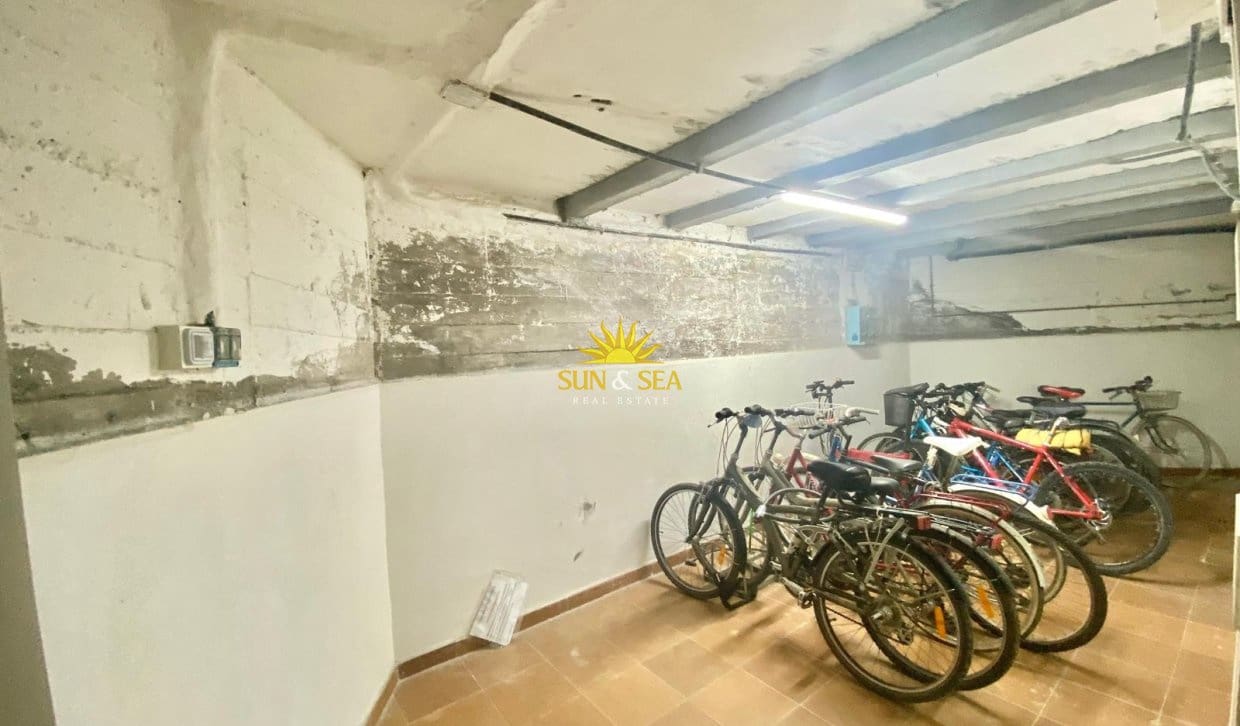 3 bedroom Apartment for sale in Torre de la Horadada - € 235,000 (Ref: 9909824)
