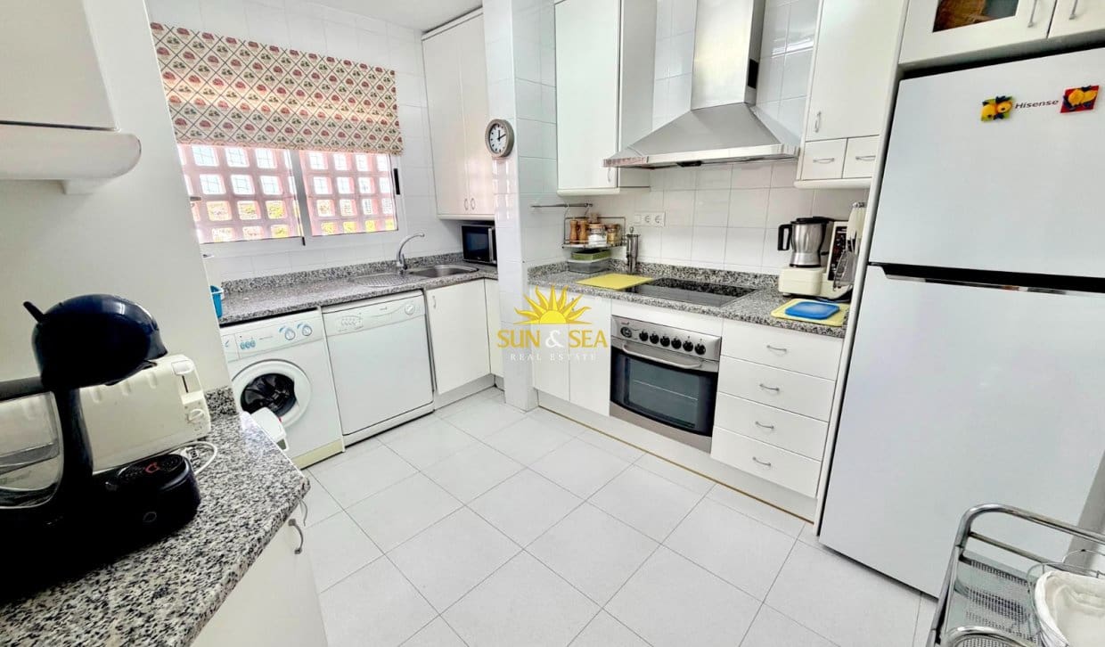 Apartamento de 2 habitaciones en Dehesa de Campoamor en venta - 500.000 € (Ref: 9911847)