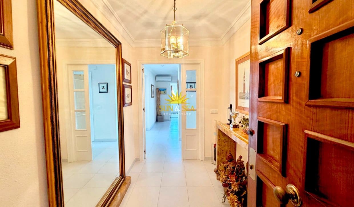 Apartamento de 2 habitaciones en Dehesa de Campoamor en venta - 500.000 € (Ref: 9911847)