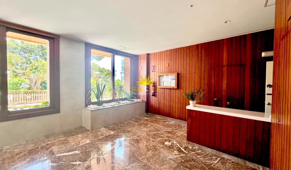 Apartamento de 2 habitaciones en Dehesa de Campoamor en venta - 500.000 € (Ref: 9911847)