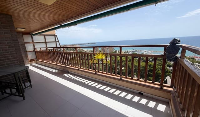 Apartamento de 2 habitaciones en Dehesa de Campoamor, Orihuela en venta - 500.000 € (Ref: 9911847)