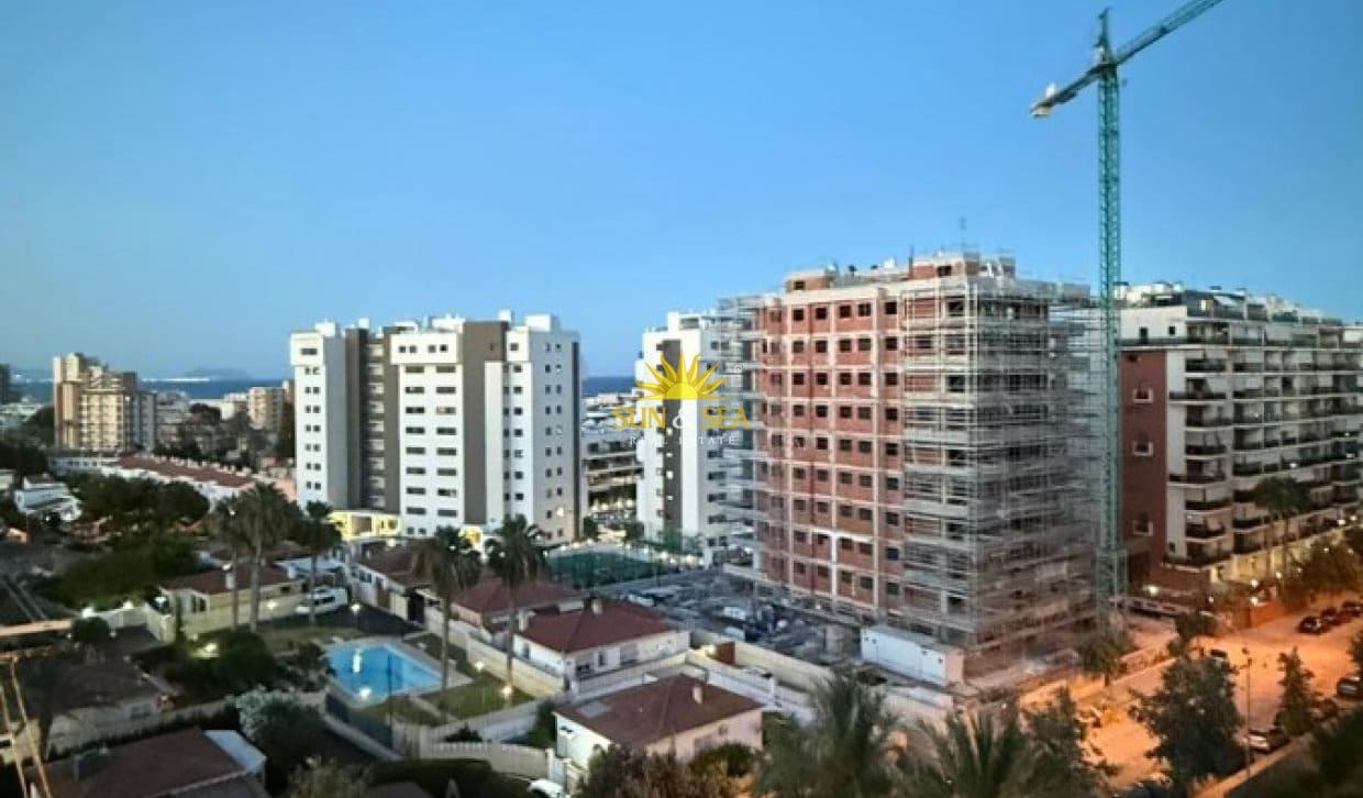 Apartamento de 1 habitación en Playa de San Juan en alquiler con piscina garaje - 1.700 € (Ref: 9914599)