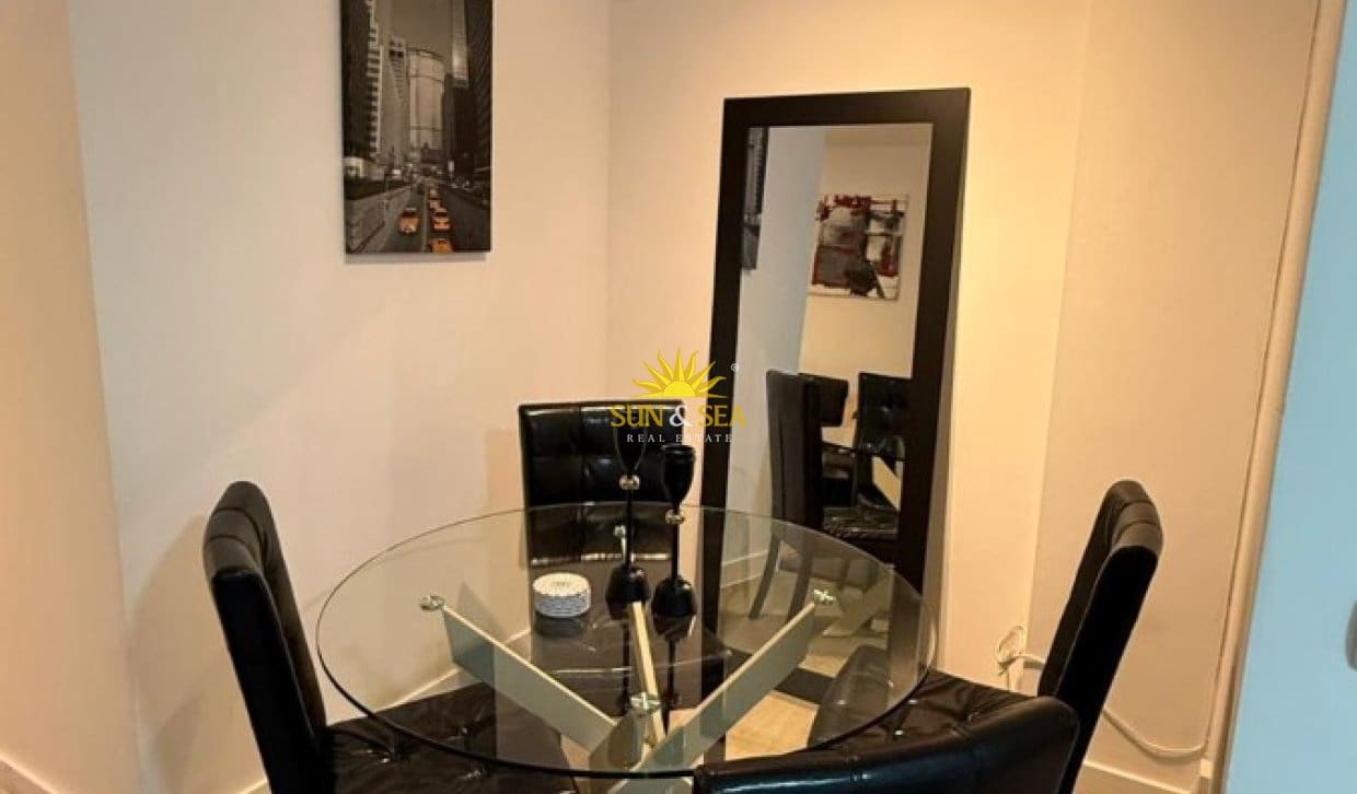 Apartamento de 1 habitación en Playa de San Juan en alquiler con piscina garaje - 1.700 € (Ref: 9914599)