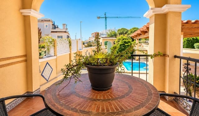 3 Zimmer Haus zu verkaufen in Villamartin, Orihuela mit Pool - 238.900 € (Ref: 9914601)