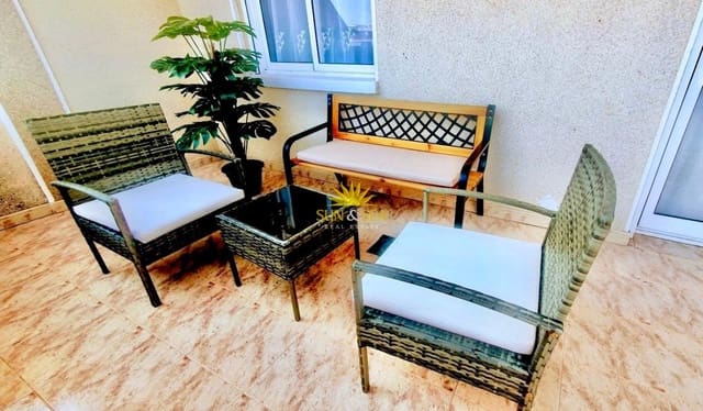 1 Zimmer Apartment zu verkaufen in Las Piscinas Naturales, Torrevieja mit Pool - 169.000 € (Ref: 9914842)