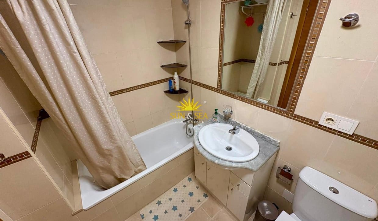 2 slaapkamer Appartement te koop in Guardamar del Segura - € 189.900 (Ref: 9915009)