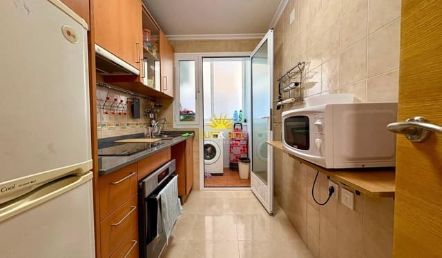 2 slaapkamer Appartement te koop in Puerto Deportivo, Guardamar del Segura - € 189.900 (Ref: 9915009)