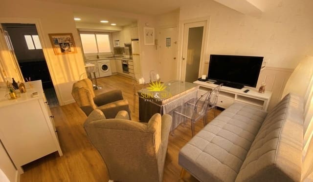 2 Zimmer Apartment zu vermieten in Las Piscinas Naturales, Torrevieja - 900 € (Ref: 9918626)