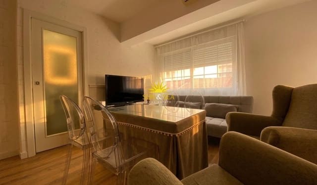 2 Zimmer Apartment zu vermieten in Las Piscinas Naturales, Torrevieja - 900 € (Ref: 9918626)