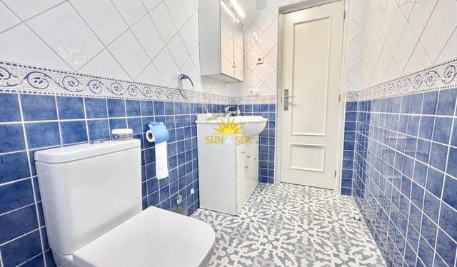 2 quarto Apartamento para arrendar em Las Piscinas Naturales, Torrevieja - 900 € (Ref: 9918626)