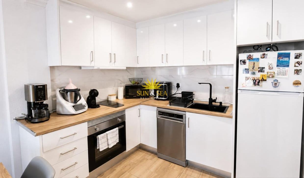 2 soverom Bungalow til salgs i Aguas Nuevas med svømmebasseng garasje - € 169 900 (Ref: 9919009)