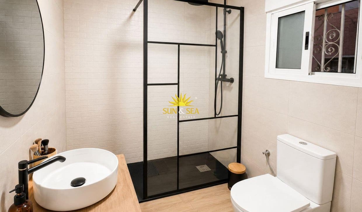 2 soverom Bungalow til salgs i Aguas Nuevas med svømmebasseng garasje - € 169 900 (Ref: 9919009)