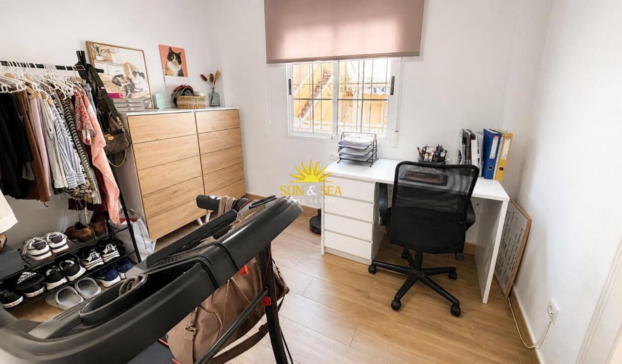 2 soverom Bungalow til salgs i Aguas Nuevas med svømmebasseng garasje - € 169 900 (Ref: 9919009)