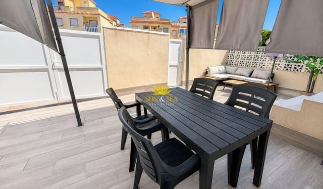 2 soveværelse Bungalow til salg i Aguas Nuevas, Torrevieja med swimmingpool garage - € 169.900 (Ref: 9919009)