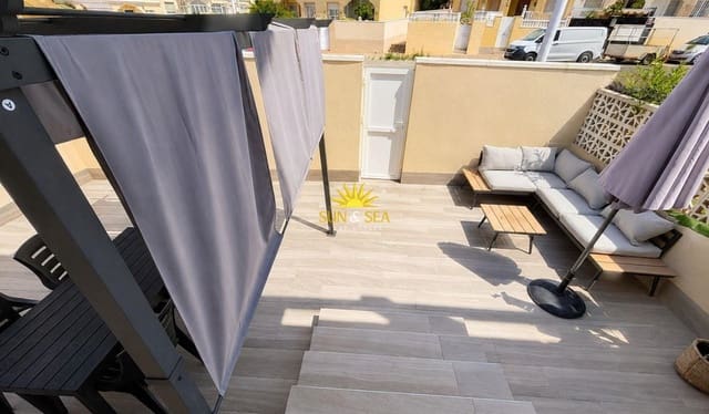 2 soveværelse Bungalow til salg i Aguas Nuevas, Torrevieja med swimmingpool garage - € 169.900 (Ref: 9919009)