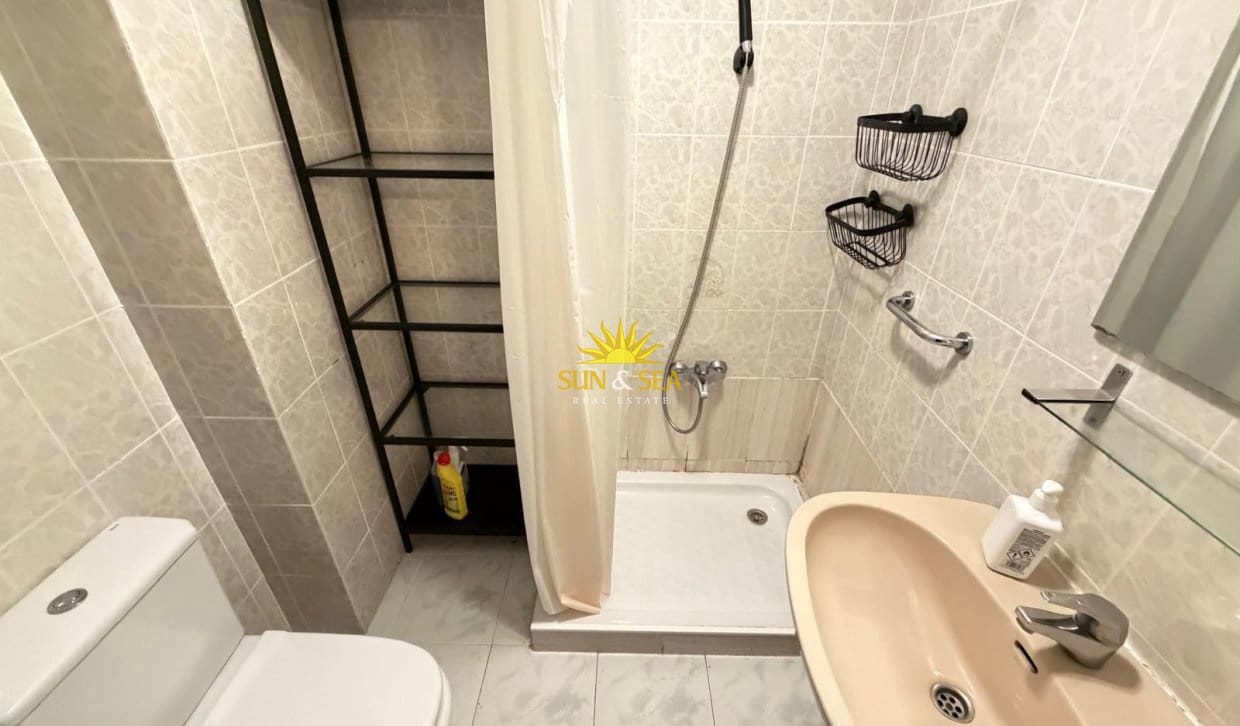 1 Zimmer Apartment zu verkaufen in Torrevieja - 90.000 € (Ref: 9920933)