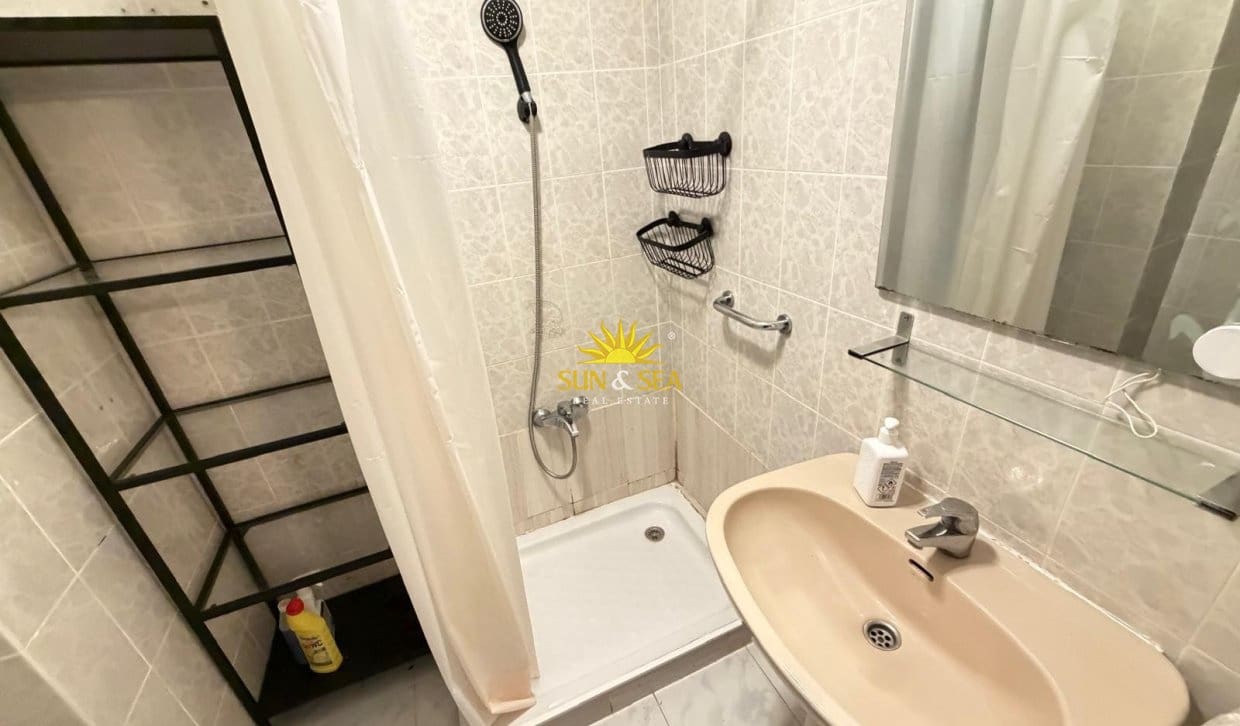 1 Zimmer Apartment zu verkaufen in Torrevieja - 90.000 € (Ref: 9920933)