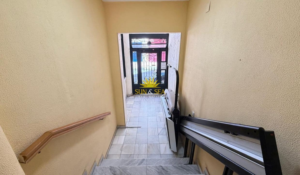 1 Zimmer Apartment zu verkaufen in Torrevieja - 90.000 € (Ref: 9920933)