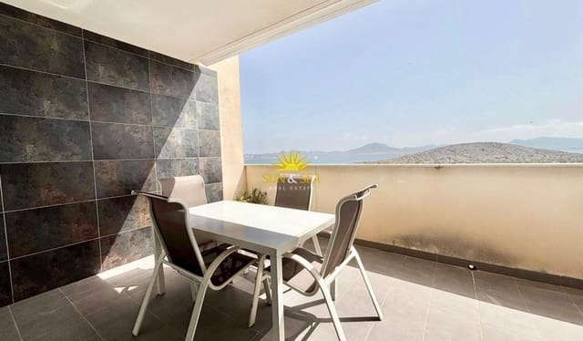 2 slaapkamer Appartement te huur in La Manga del Mar Menor met zwembad garage - € 950 (Ref: 9921097)