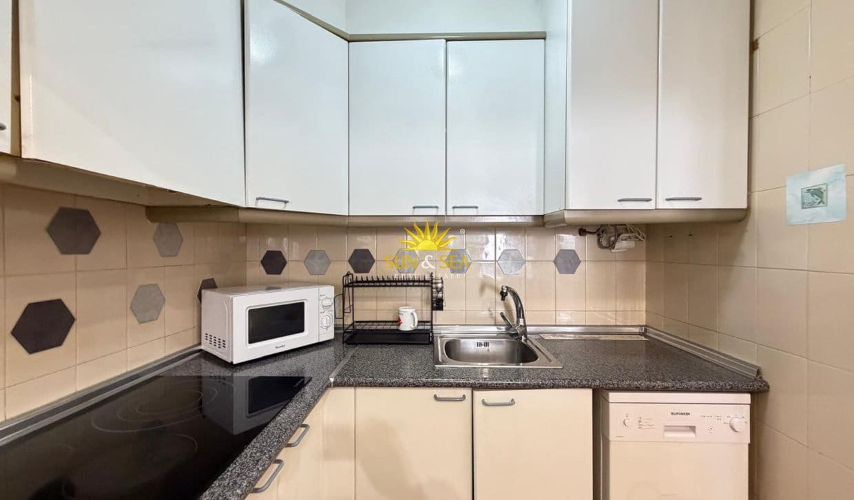 1 chambre Maison de Ville à vendre à Torrevieja - 125 000 € (Ref: 9921179)