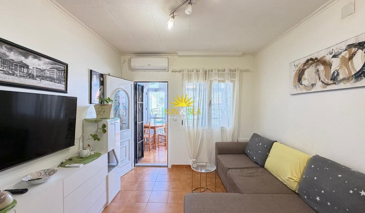 1 chambre Maison de Ville à vendre à Torrevieja - 125 000 € (Ref: 9921179)