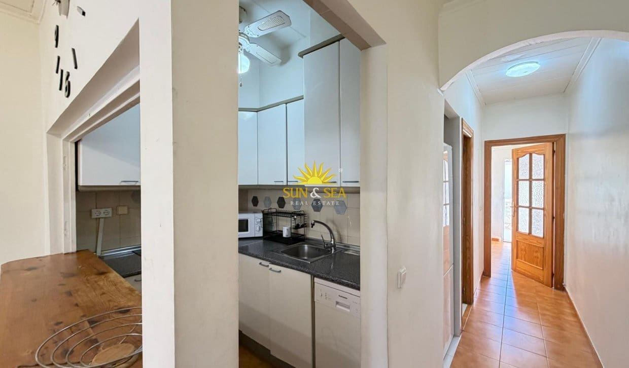 1 chambre Maison de Ville à vendre à Torrevieja - 125 000 € (Ref: 9921179)