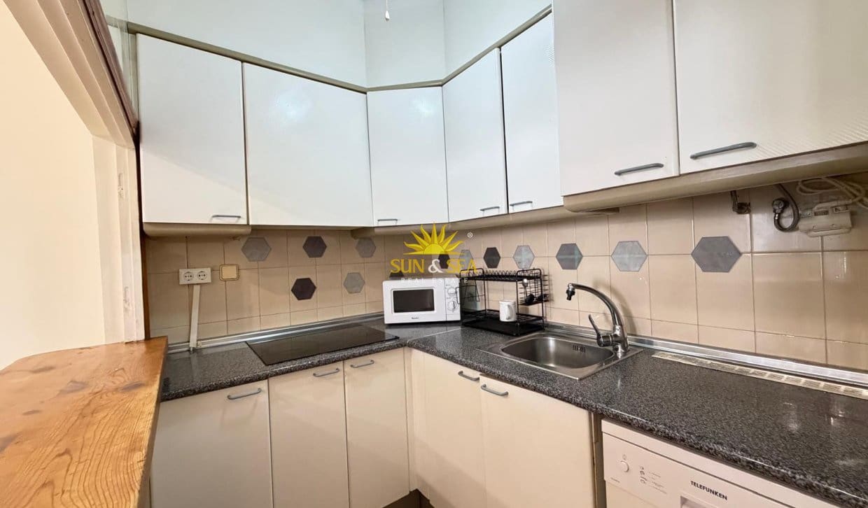 1 chambre Maison de Ville à vendre à Torrevieja - 125 000 € (Ref: 9921179)