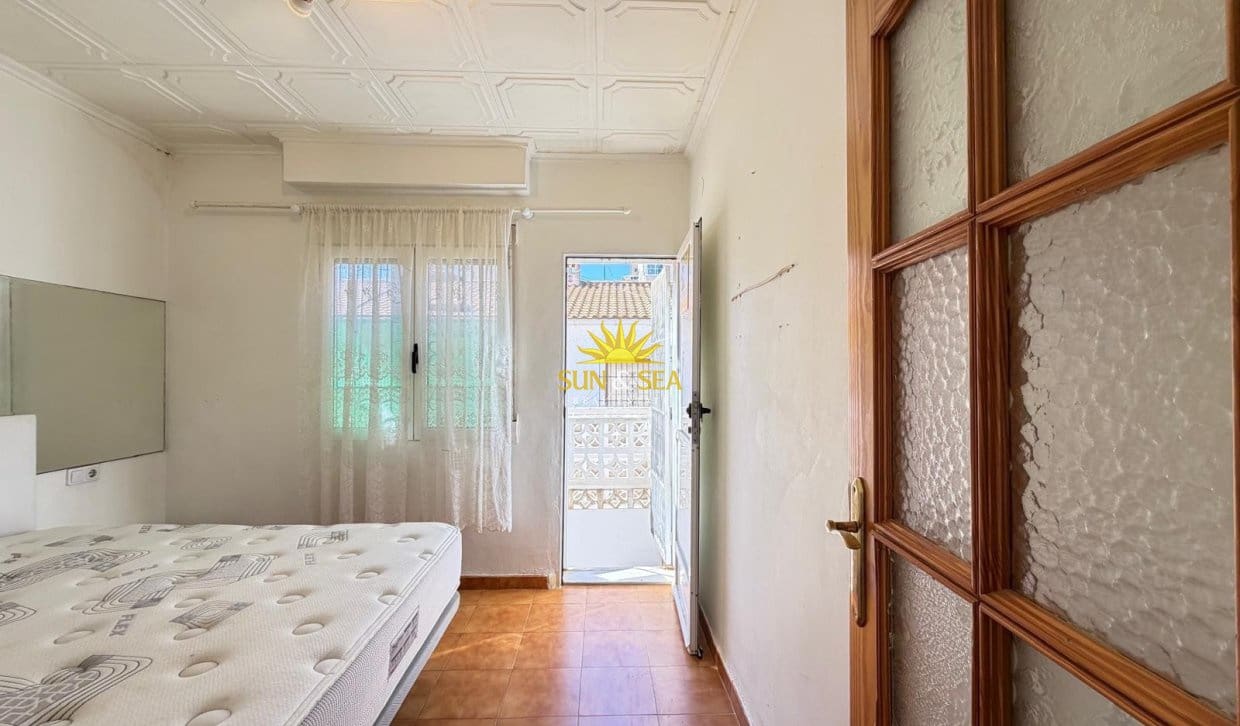 1 chambre Maison de Ville à vendre à Torrevieja - 125 000 € (Ref: 9921179)