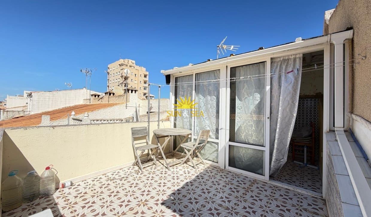 1 chambre Maison de Ville à vendre à Torrevieja - 125 000 € (Ref: 9921179)