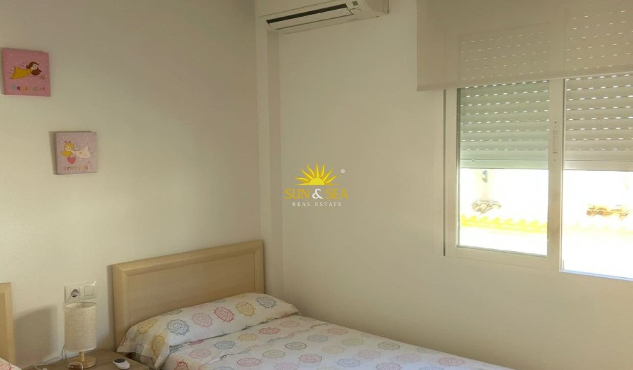 2 makuuhuone Bungalow lomavuokrausta paikassa Mar de Cristal - 650 € (Ref: 9921180)
