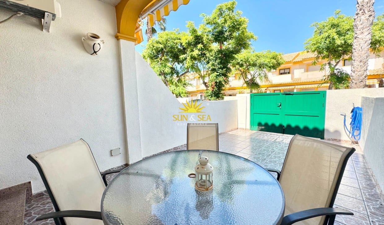 2 camera da letto Bungalow da affitare come casa vacanza in Mar de Cristal - 650 € (Rif: 9921180)