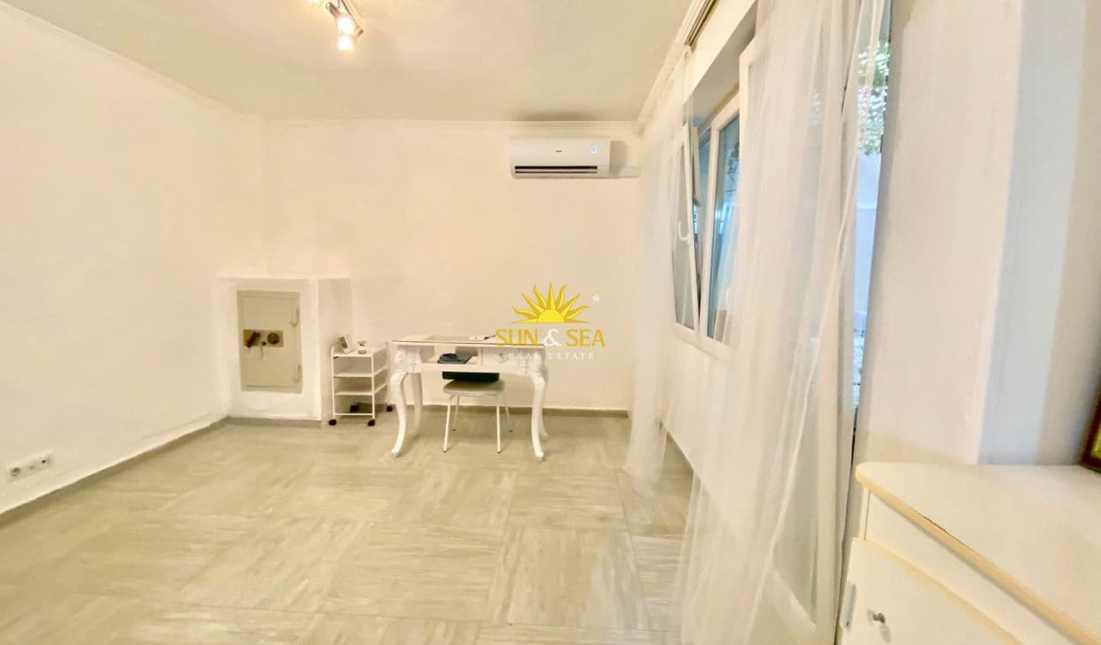 1 soveværelse Lejlighed til salg i Alicante by - € 155.000 (Ref: 9921403)