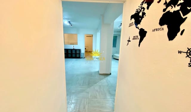 1 soveværelse Lejlighed til salg i Benalúa, Alicante by - € 155.000 (Ref: 9921403)