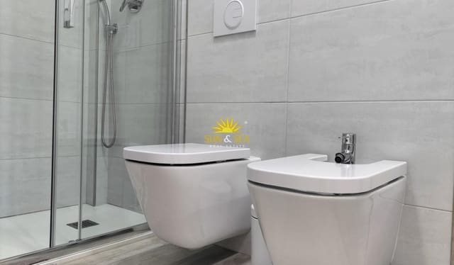 2 chambre Appartement à vendre à El Chaparral, Torrevieja - 189 000 € (Ref: 9922840)