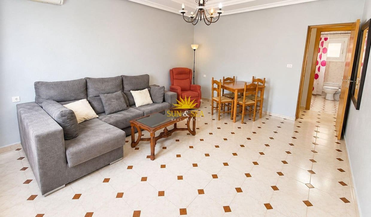 3 slaapkamer Huis te koop in Pilar de la Horadada met garage - € 249.000 (Ref: 9922995)